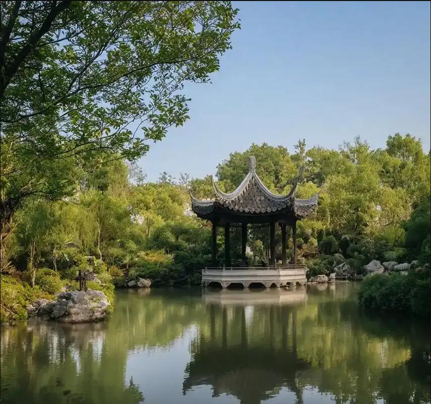 湖南雪青餐饮有限公司